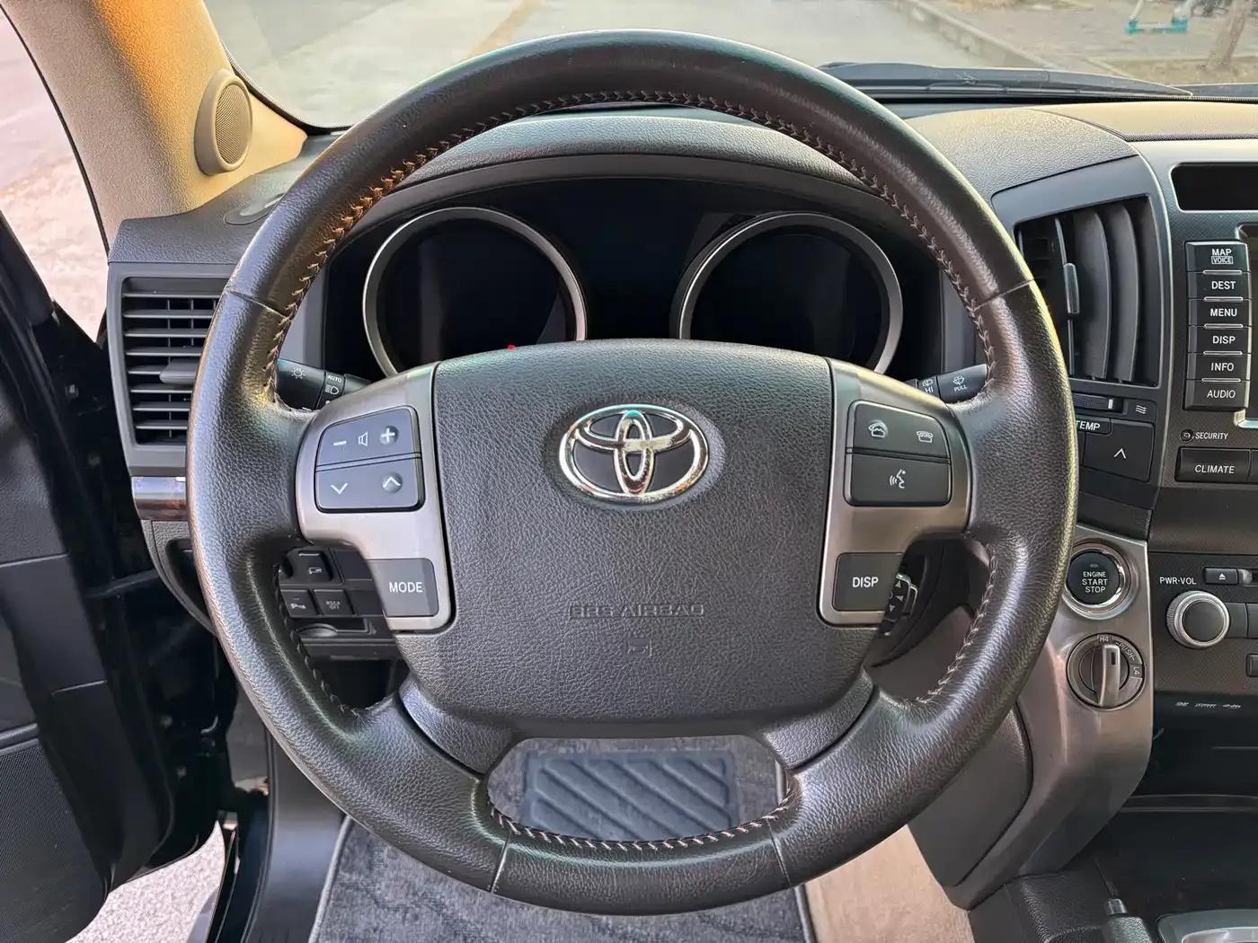 2007 Land Cruiser 4.7L Automatic VX-R — миниатюра 8
