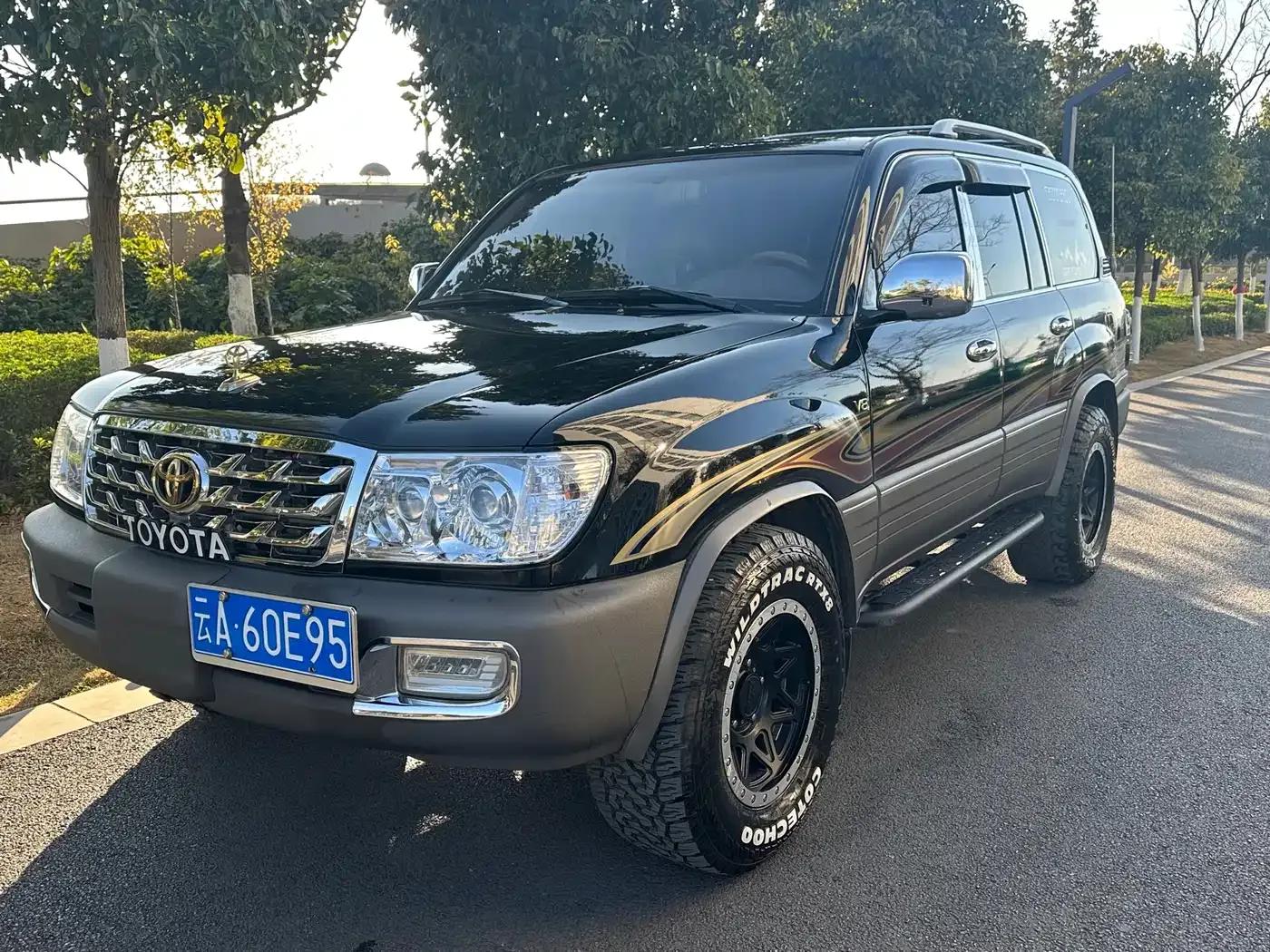 2001 Land Cruiser (Imported) 4.7L Automatic — миниатюра 1