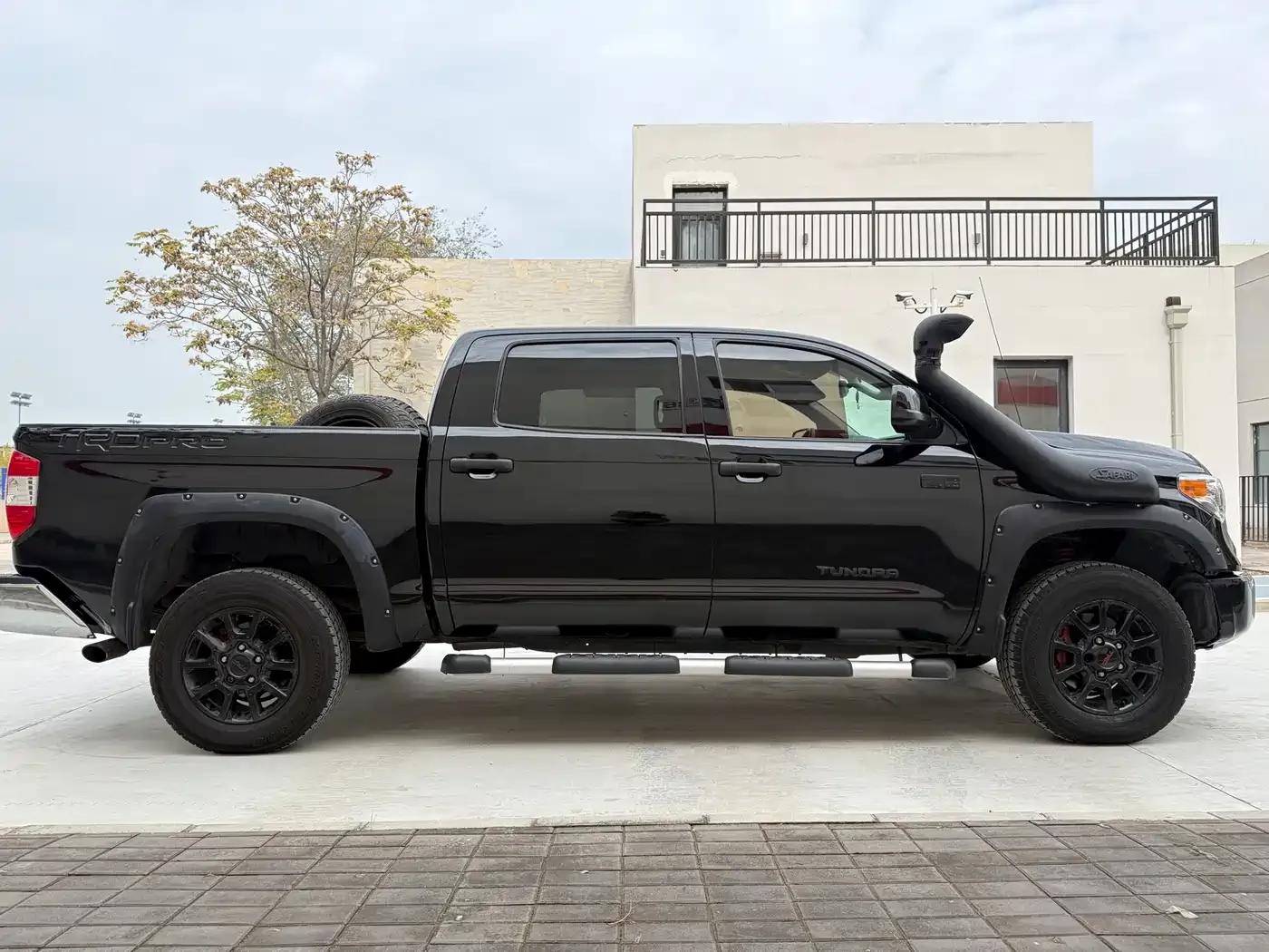 2014 Tundra 5.7L TRD Pro — миниатюра 3