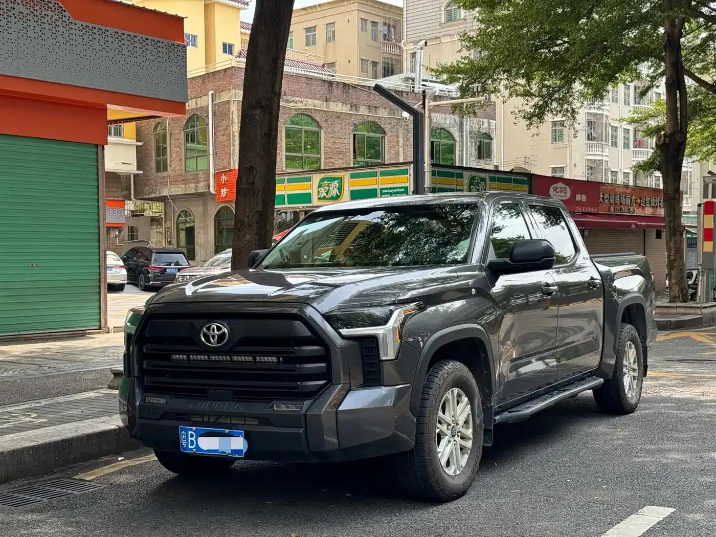 2022 Tundra 3.5T US Spec — миниатюра 1
