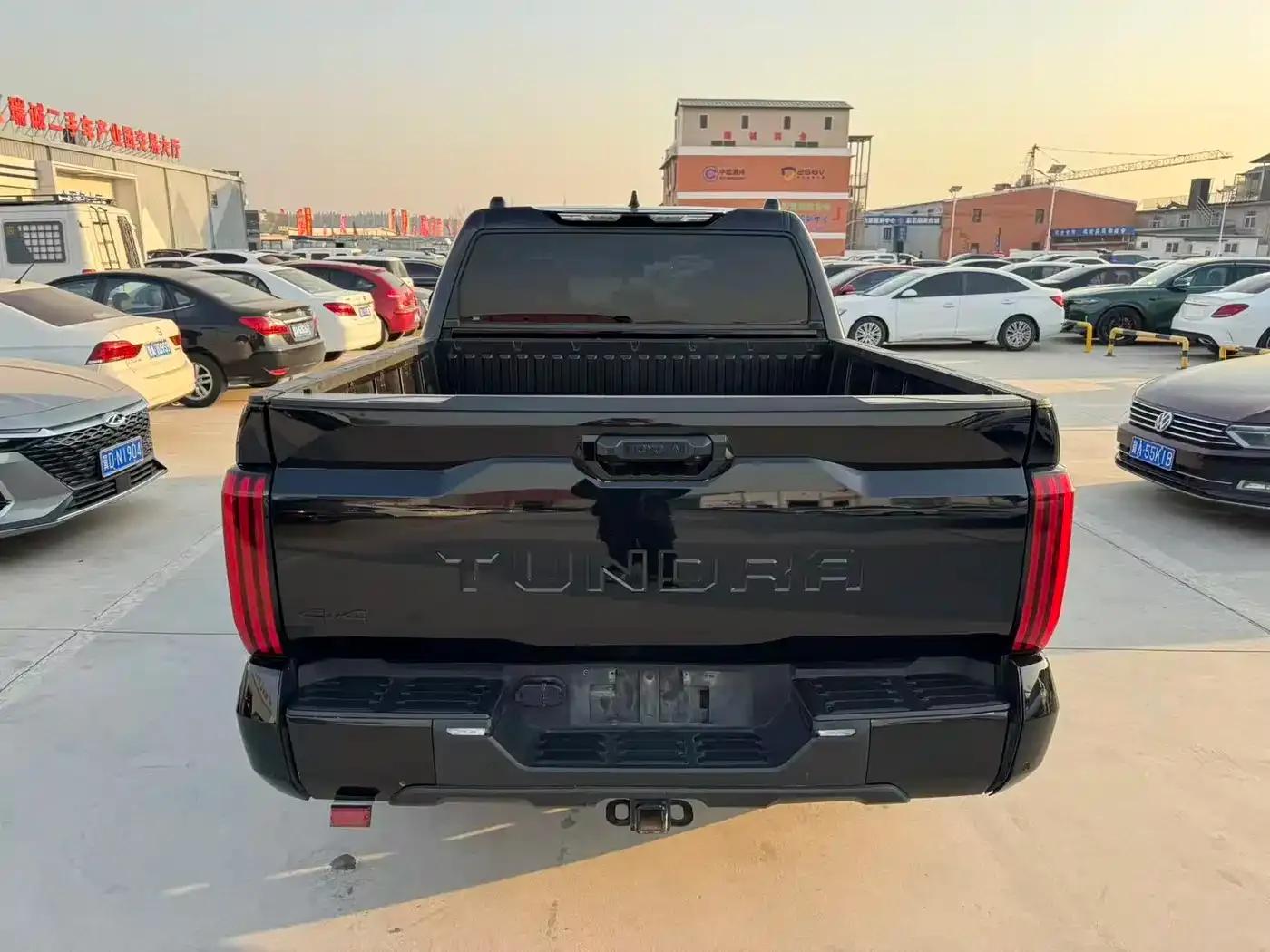 2023 Tundra 3.5T US Spec — миниатюра 12
