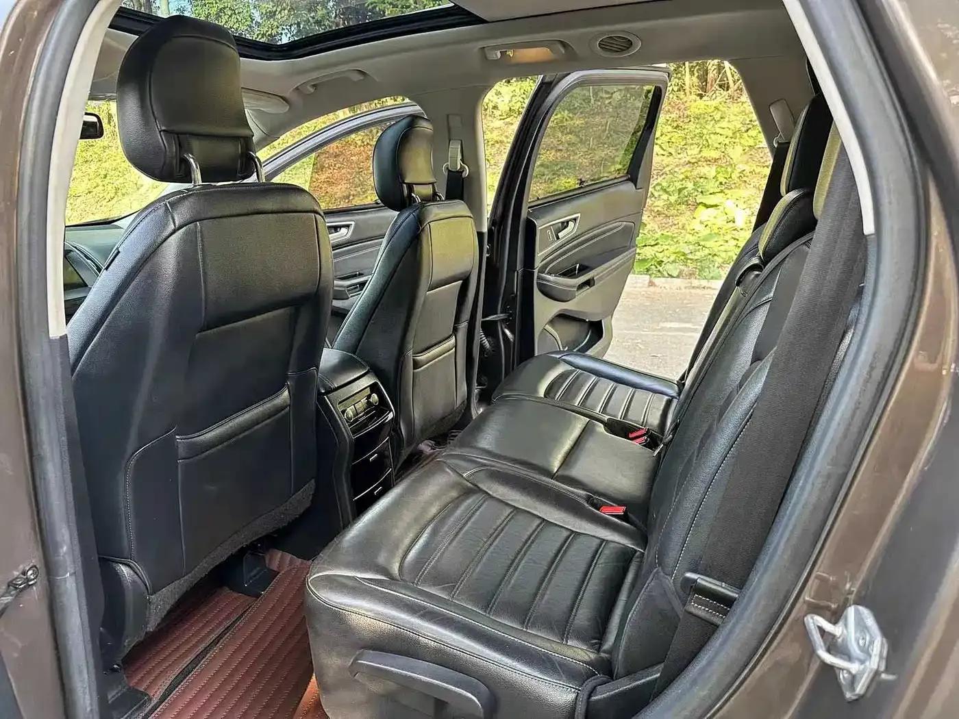 Edge 2015 2.0T GTDi 2WD Luxury Edition — миниатюра 15
