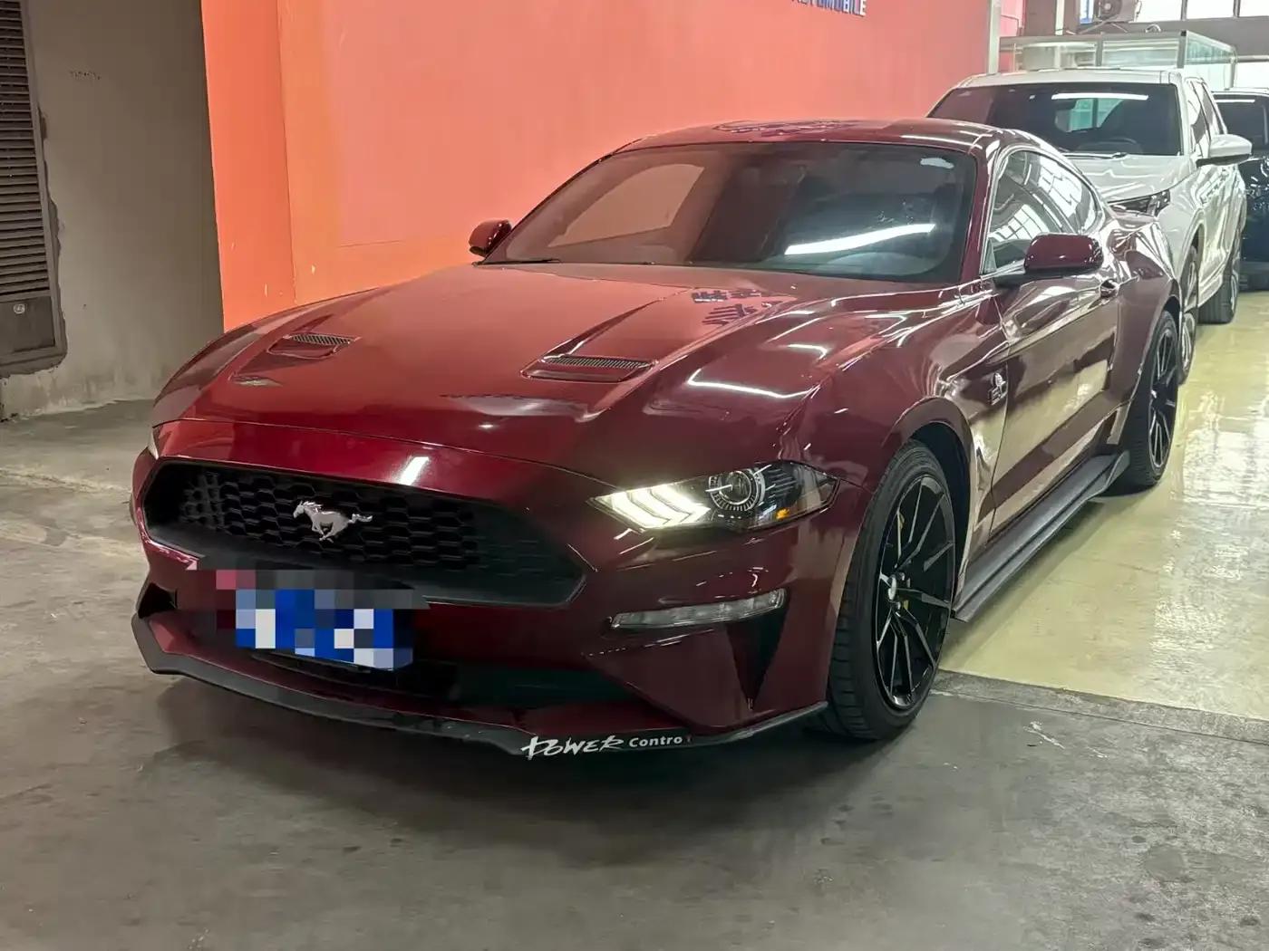 2019 Mustang 2.3L EcoBoost Dark Knight Sport Edition — миниатюра 1