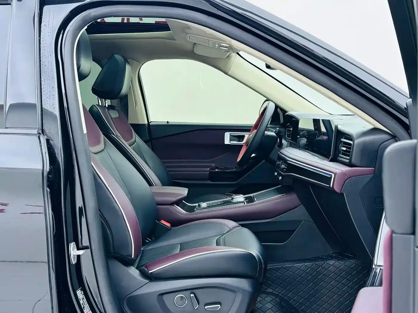 2023 Ford Explorer EcoBoost 285 AWD Titanium Edition 7-Seater — миниатюра 15