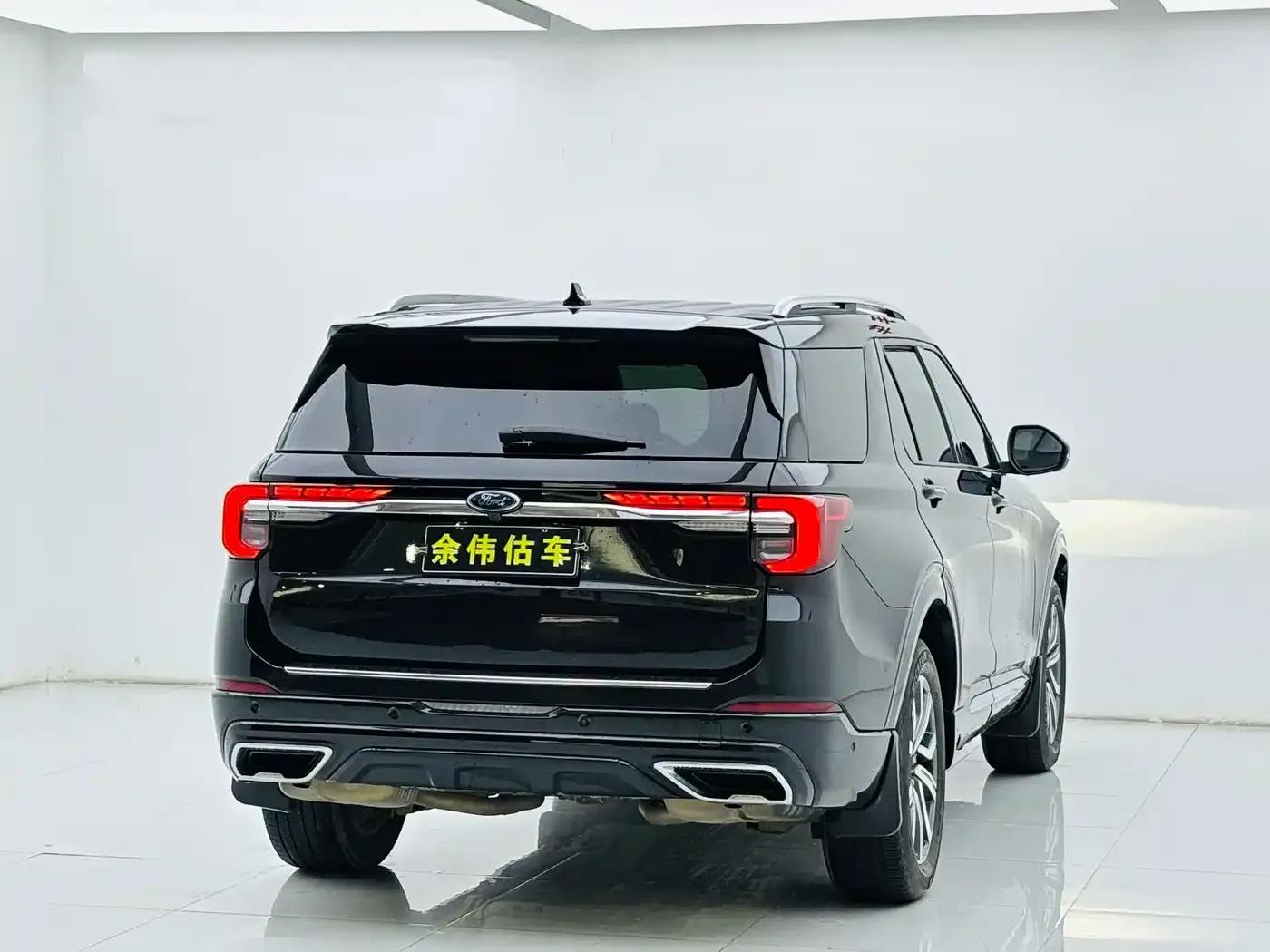 2023 Ford Explorer EcoBoost 285 AWD Titanium Edition 7-Seater — миниатюра 7