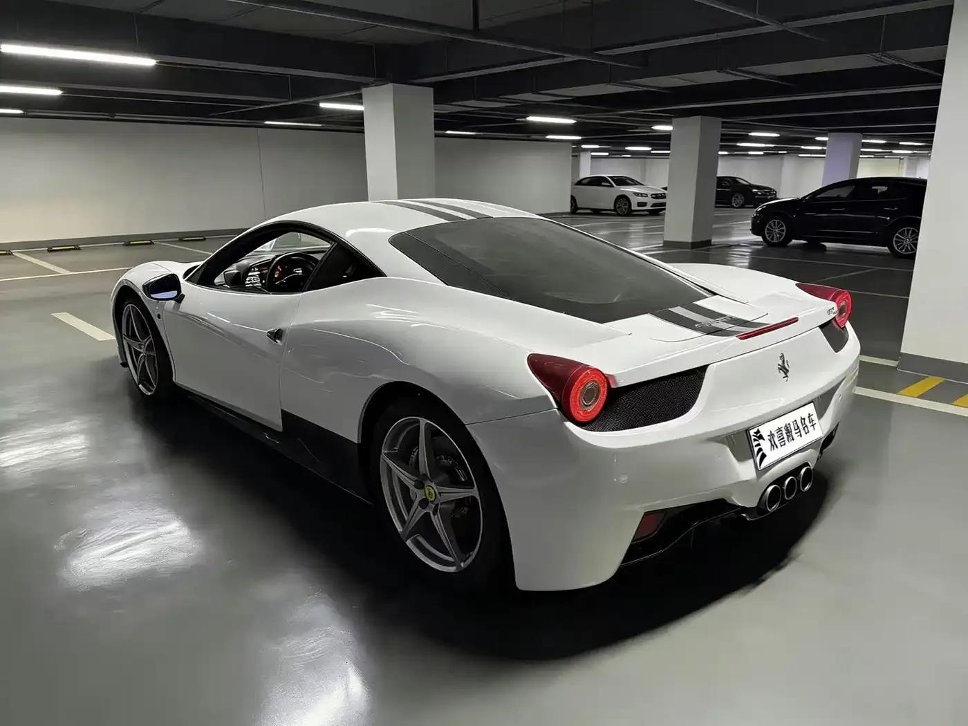 Ferrari 458 2011 4.5L Italia — миниатюра 4
