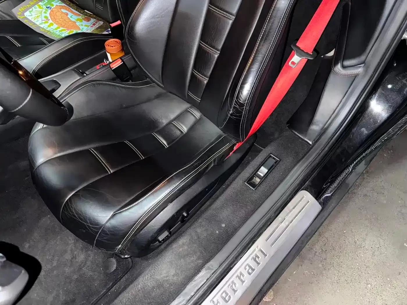 Ferrari 458 2011 4.5L Italia — миниатюра 7