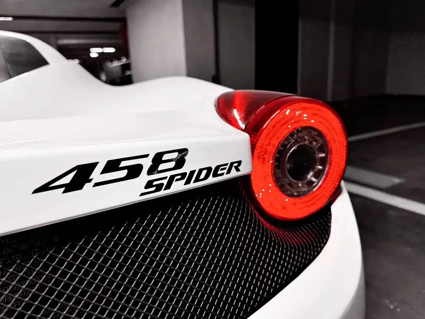 Ferrari 458 2011 4.5L Italia — миниатюра 9