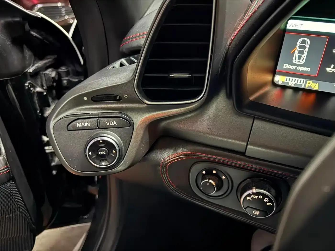 Ferrari 458 2011 4.5L Italia — миниатюра 10