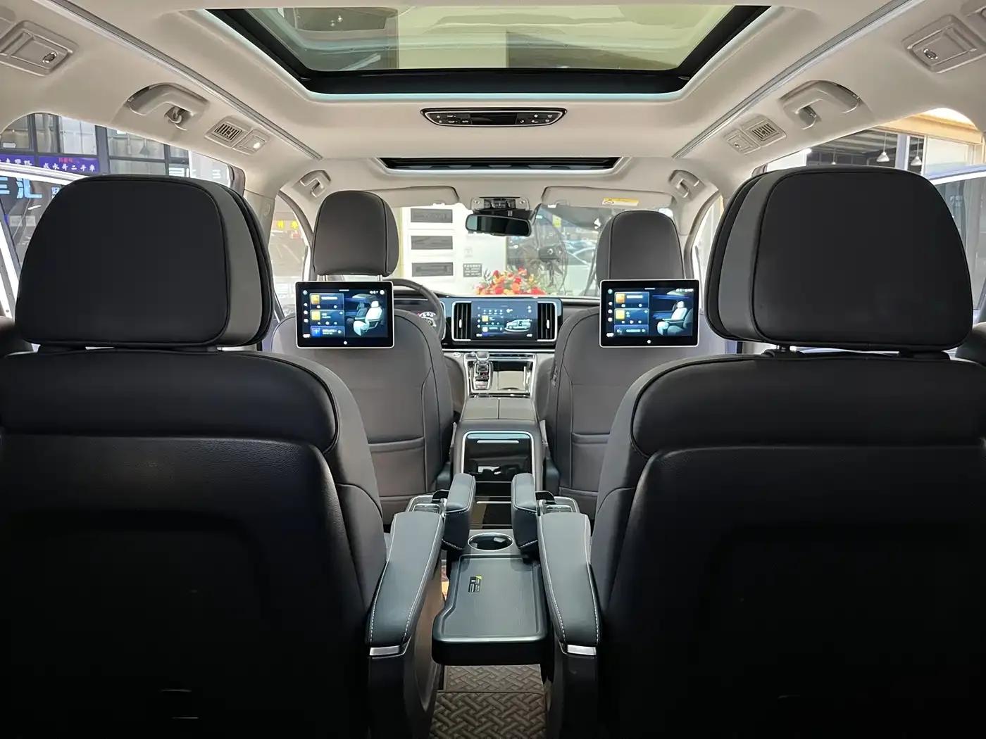 Trumpchi M8 2023 Leading Series 390T Flagship Edition — миниатюра 23