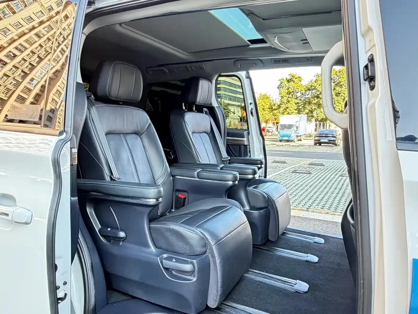 Trumpchi M8 2021 Leading Series 390T Premium Edition — миниатюра 6