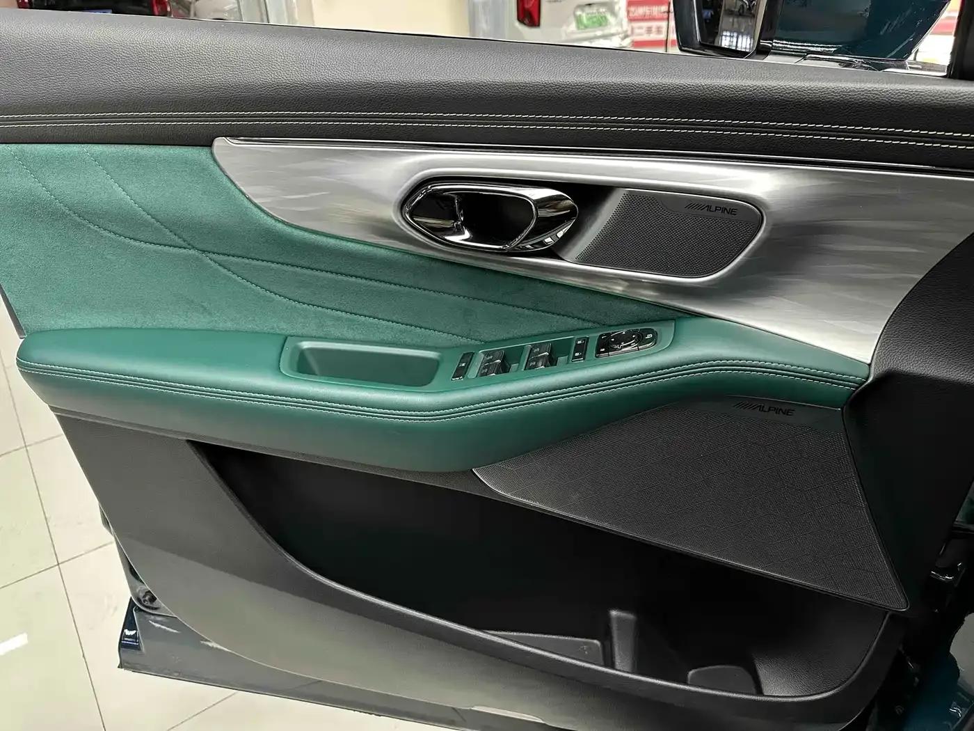 Trumpchi GS8 2024 Hybrid Series 2.0TM AWD Premium Edition — миниатюра 19