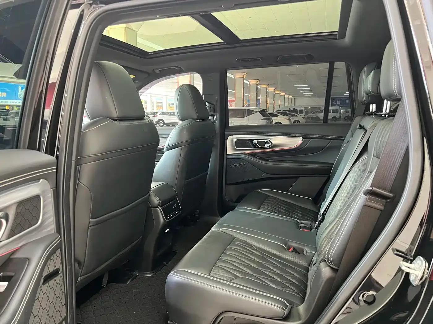 Trumpchi GS8 2022 Navigator Series 2.0TGDI 2WD Luxury Intelligent Connected Edition (7-seater) — миниатюра 6