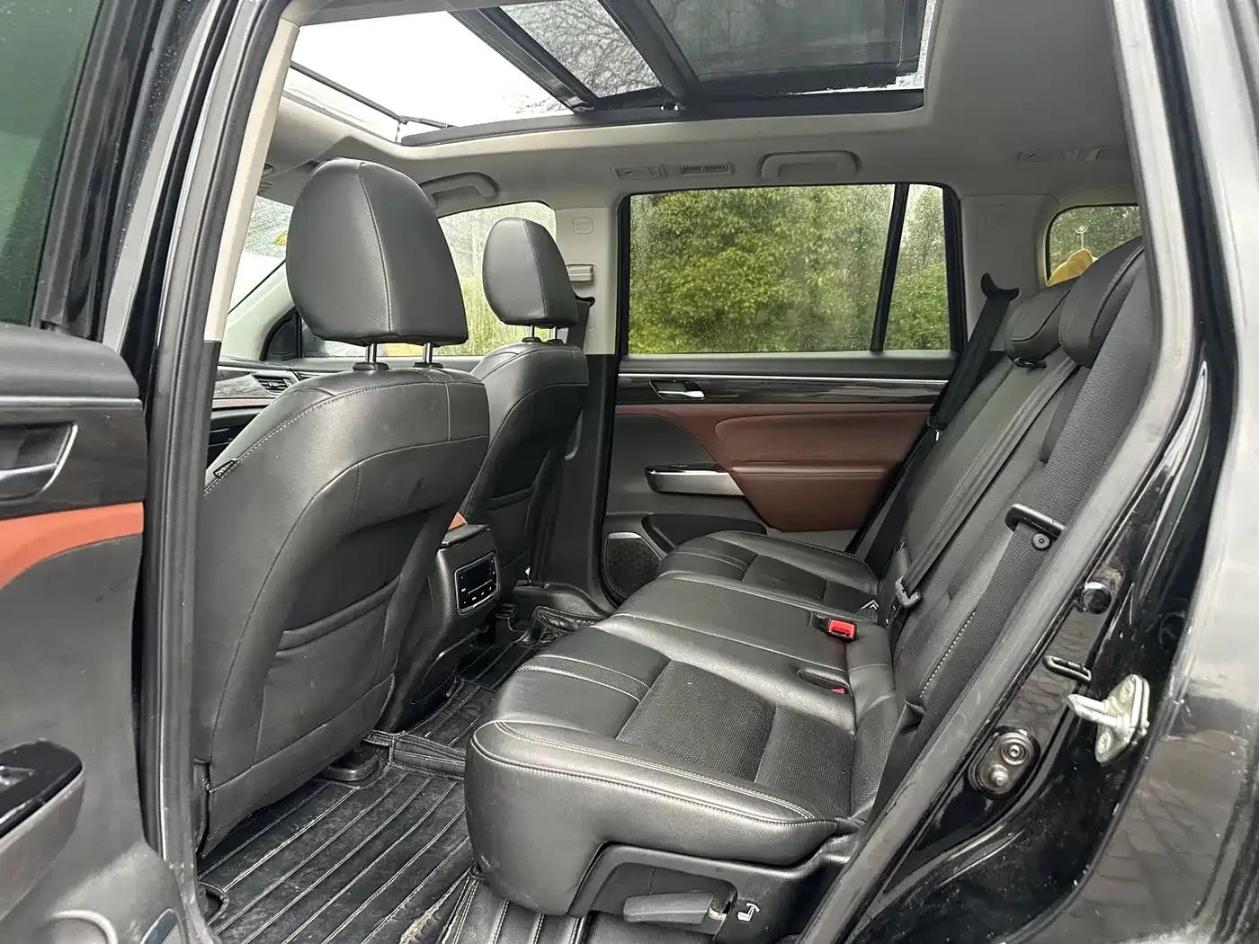 Trumpchi GS8 2017 320T 2WD Luxury Intelligent Connected Edition (7-seater) — миниатюра 4