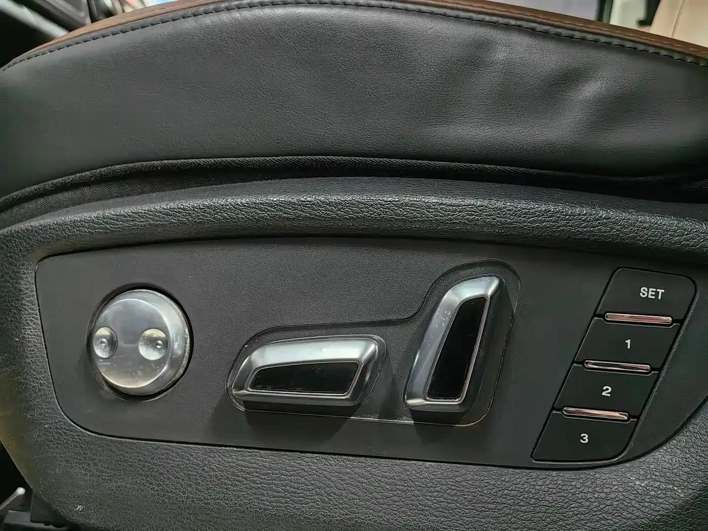 Haval H9 2016 2.0T 4WD Luxury 7-seater — миниатюра 17