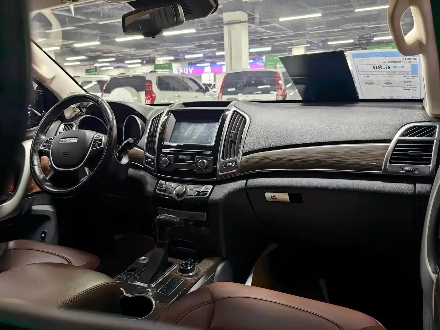 Haval H9 2016 2.0T 4WD Luxury 7-seater — миниатюра 33