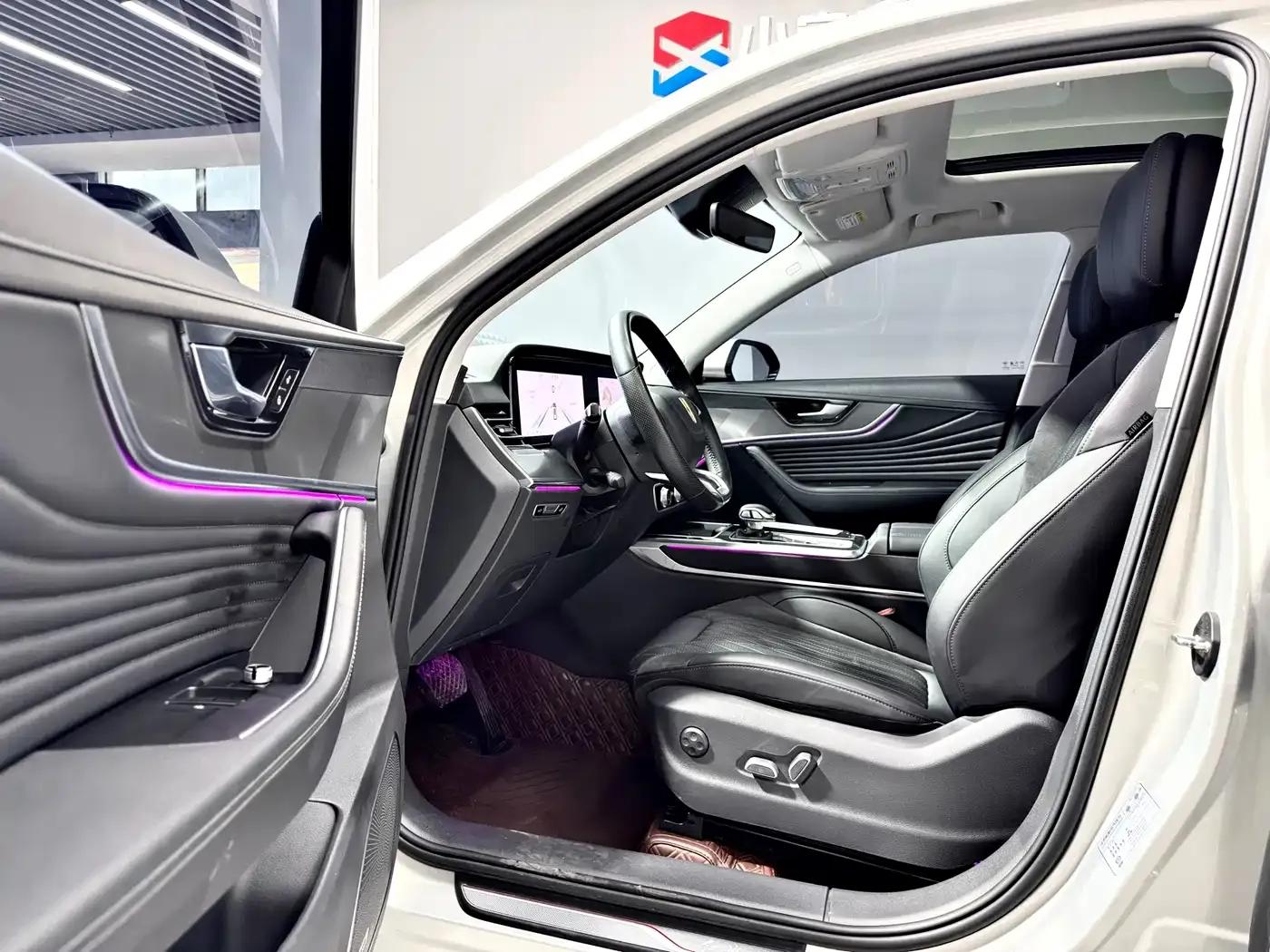 Hongqi HS5 2023 2.0T AWD Flagship Pro Edition — миниатюра 4
