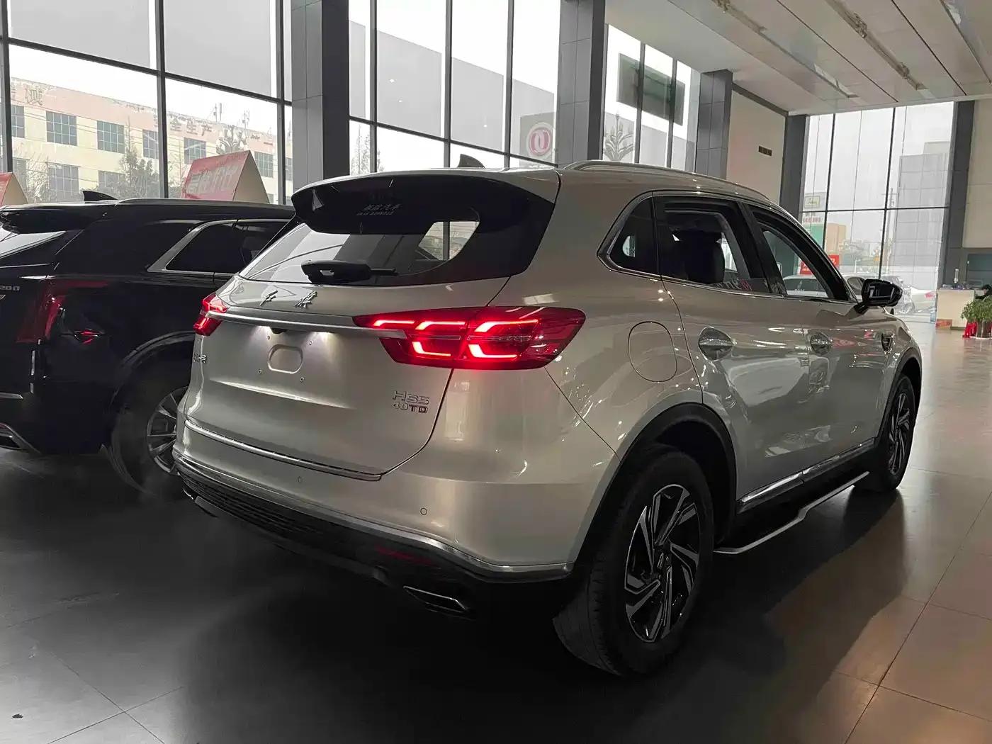 Hongqi HS5 2022 Facelift 2.0T Intelligent Flagship Edition — миниатюра 16