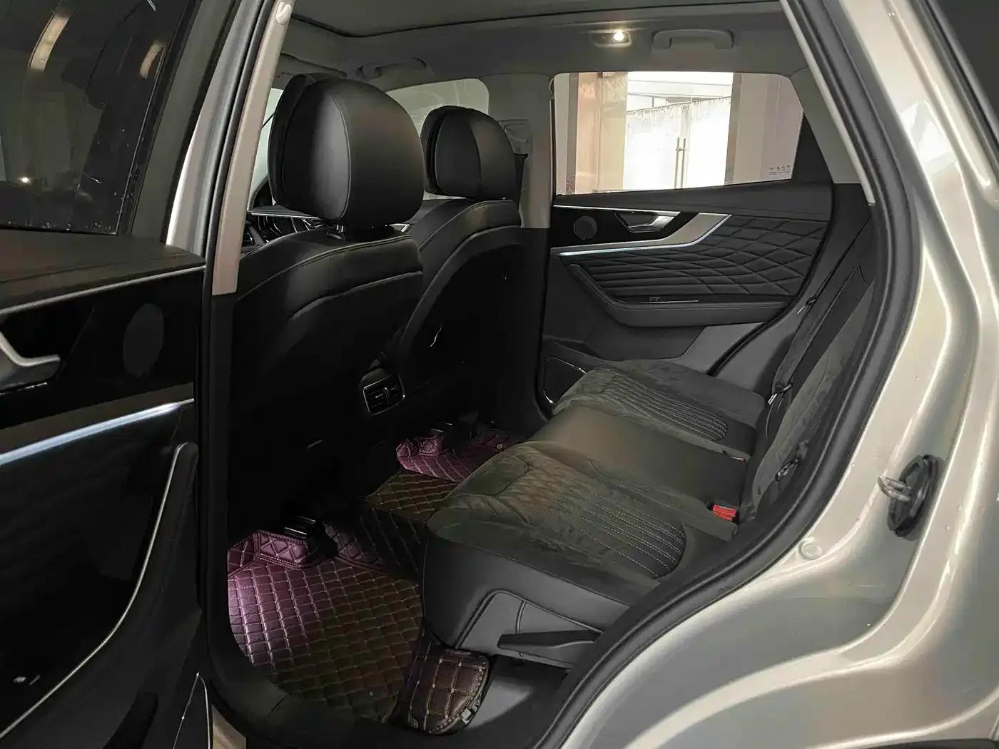 Hongqi HS5 2022 Facelift 2.0T Intelligent Flagship Edition — миниатюра 20