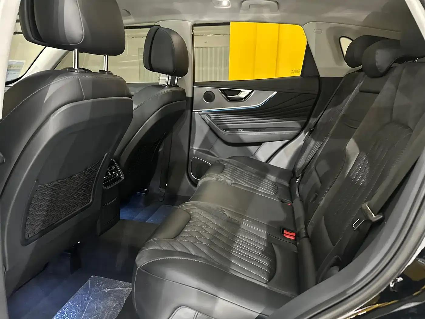 Hongqi HS5 2023 2.0T AWD Flagship Pro Edition — миниатюра 8