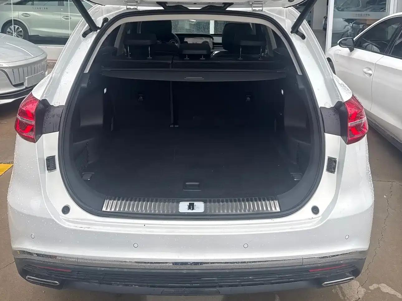 Hongqi HS5 2019 2.0T Intelligent Flagship Edition — миниатюра 13