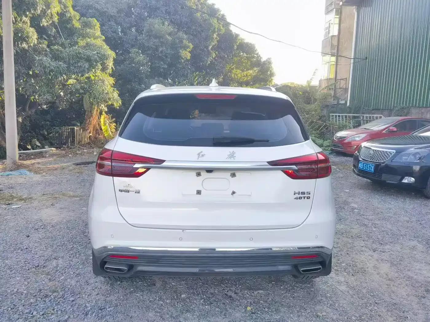 Hongqi HS5 2022 2.0T Intelligent Flagship Edition — миниатюра 8