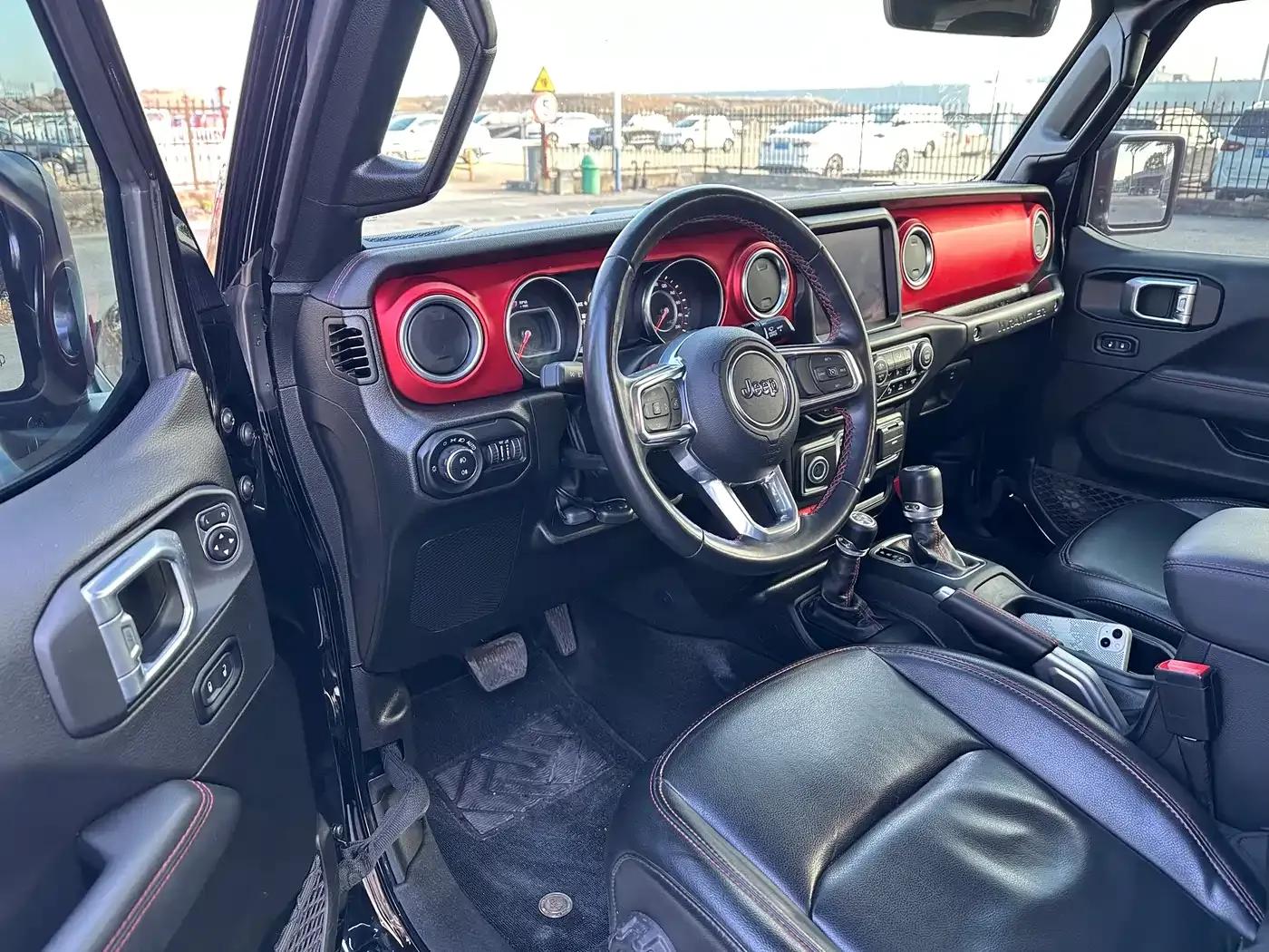 2021 Jeep Wrangler 2.0T Rubicon 4-Door — миниатюра 7