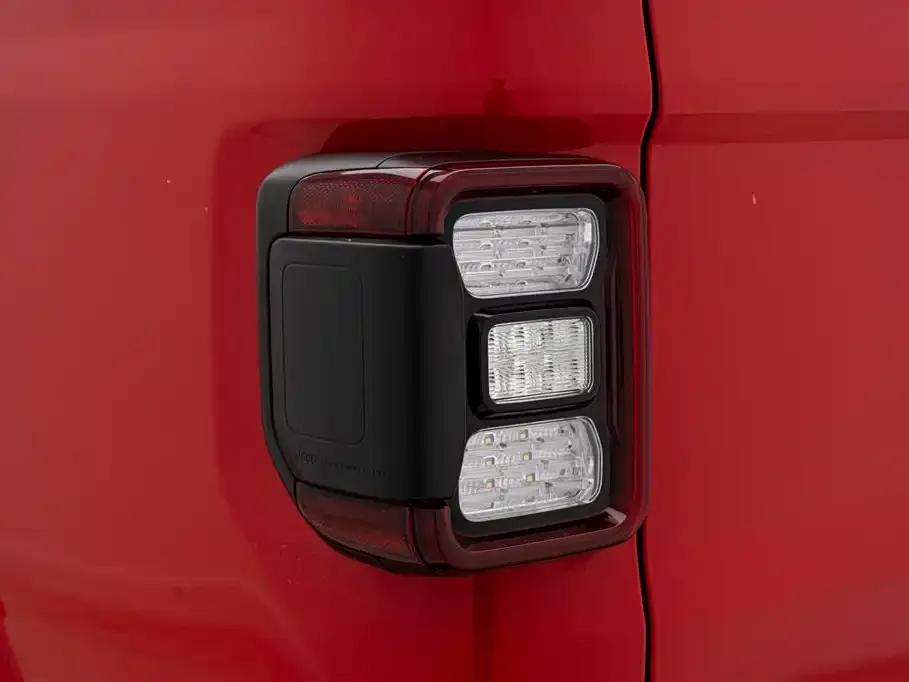 Gladiator 2022 3.6L First Edition — миниатюра 11