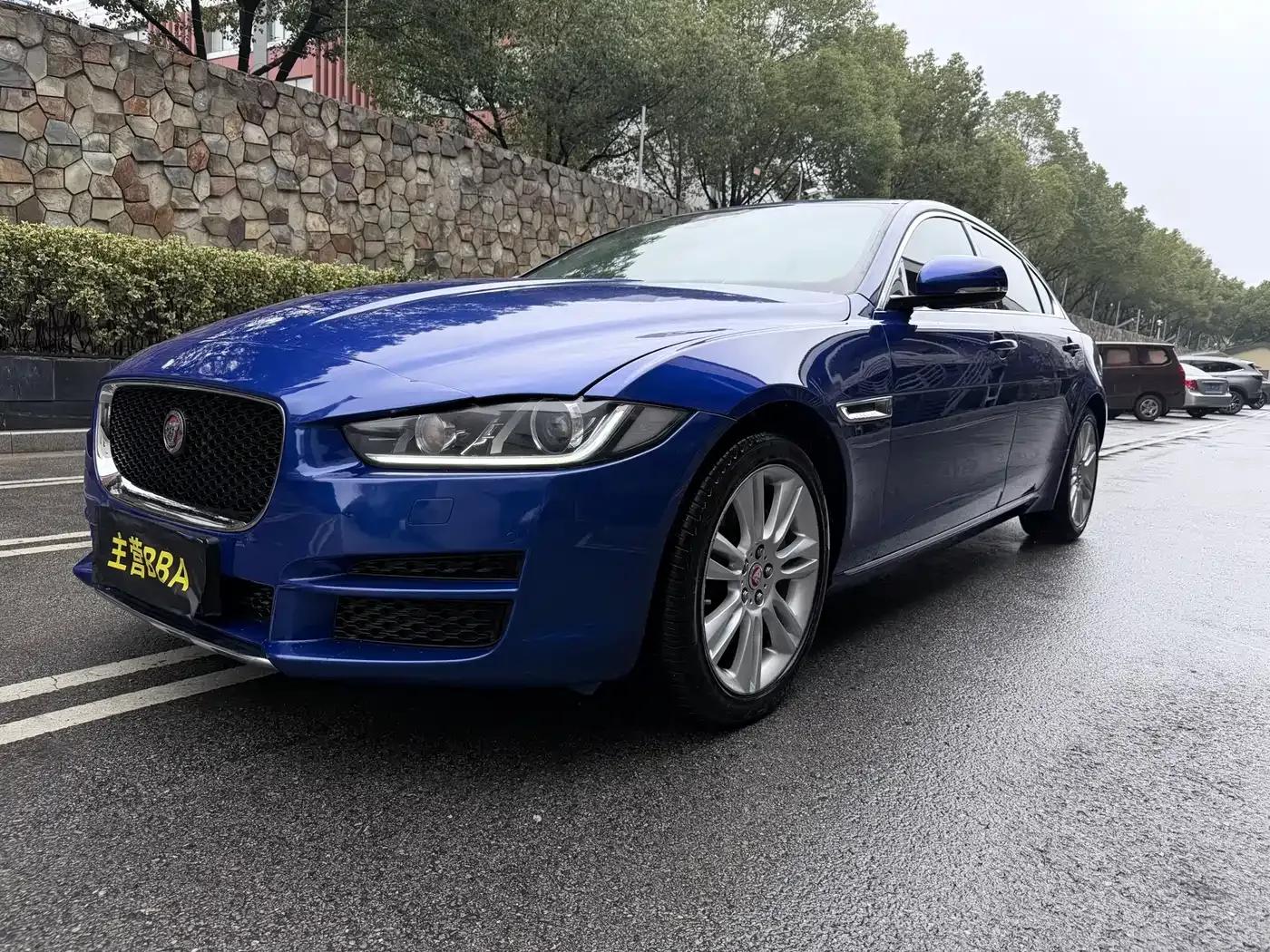 Jaguar XEL 2019 2.0T 200PS Premium Edition — миниатюра 1
