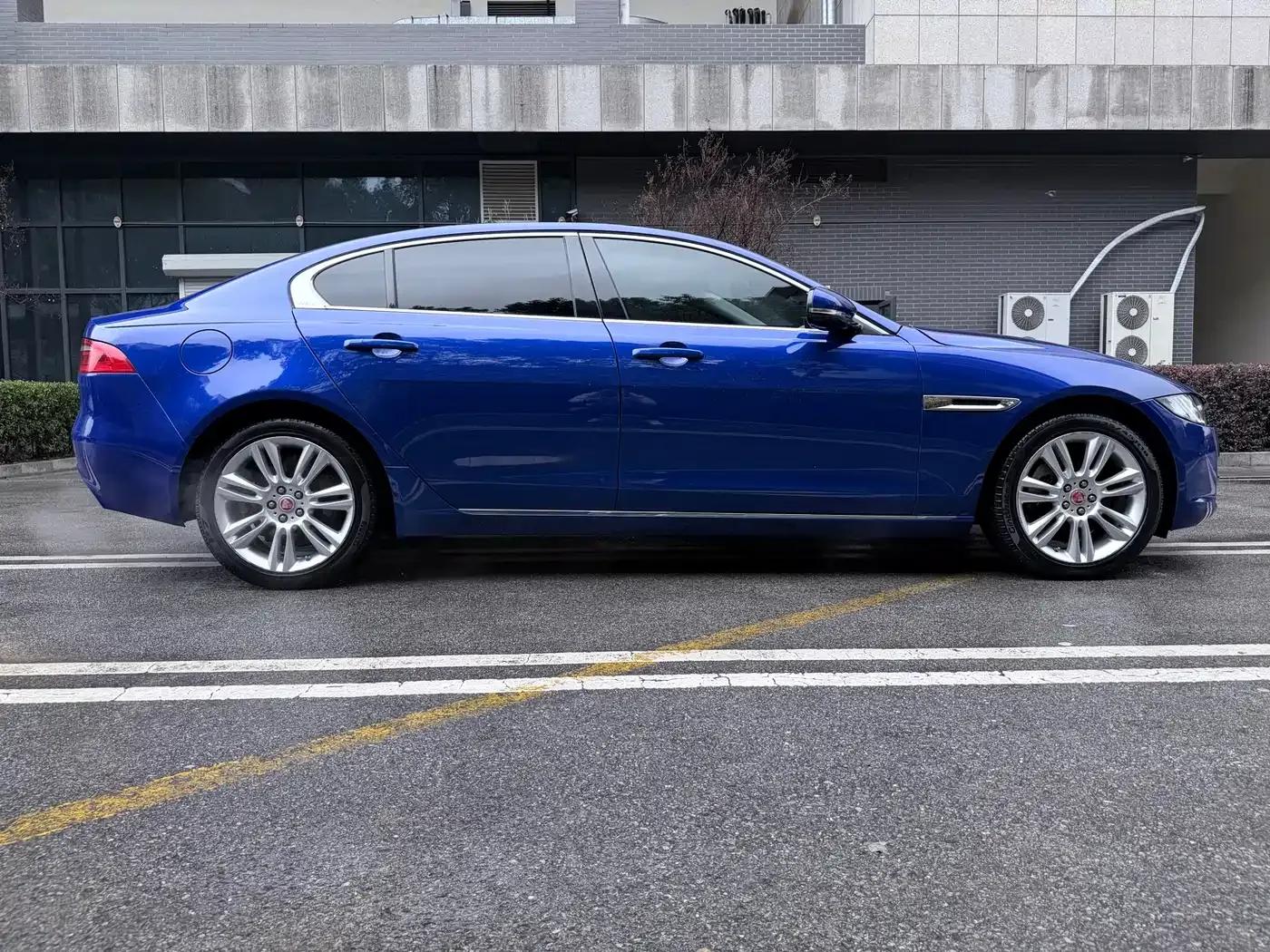 Jaguar XEL 2019 2.0T 200PS Premium Edition — миниатюра 4