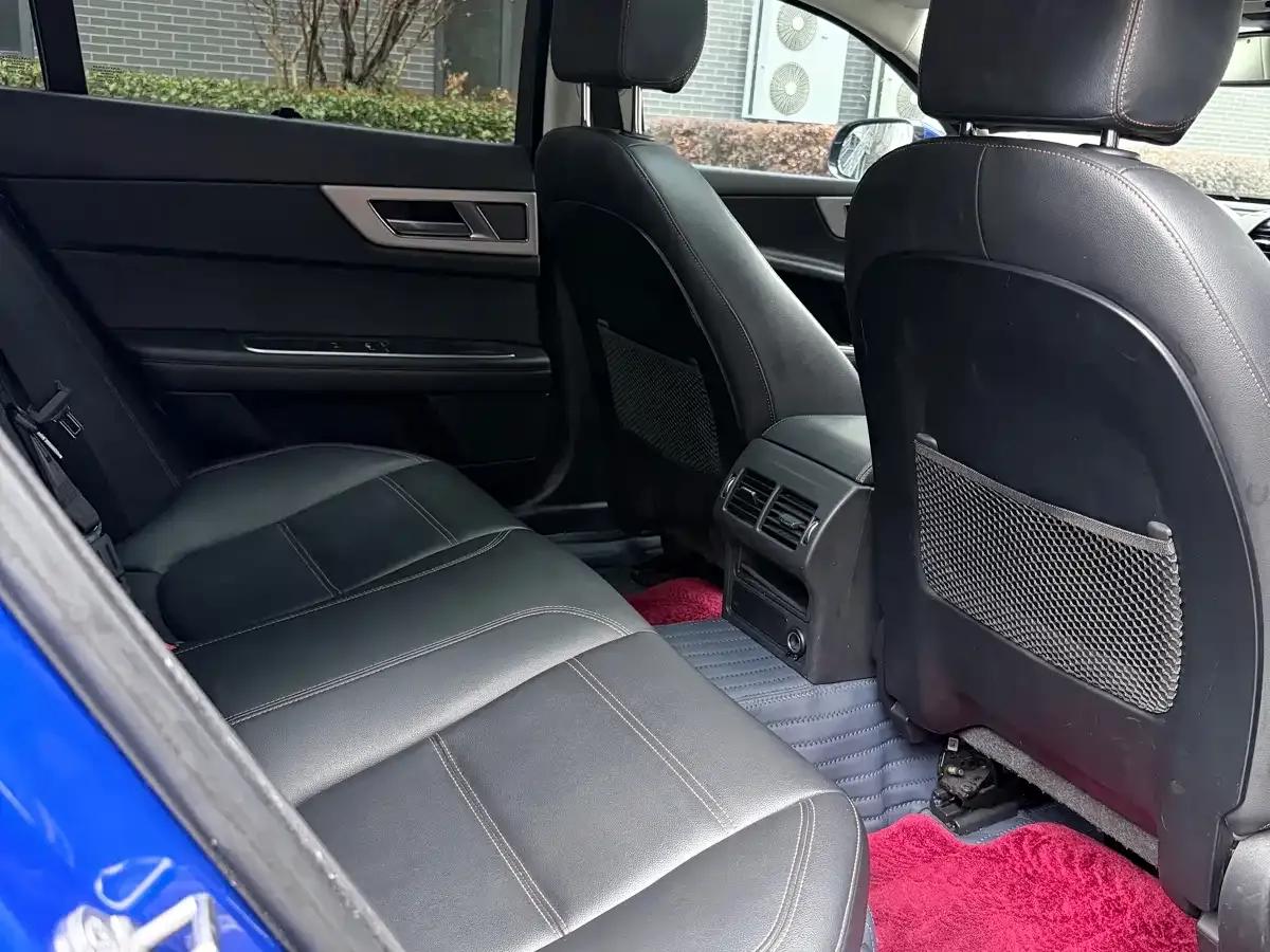 Jaguar XEL 2019 2.0T 200PS Premium Edition — миниатюра 6
