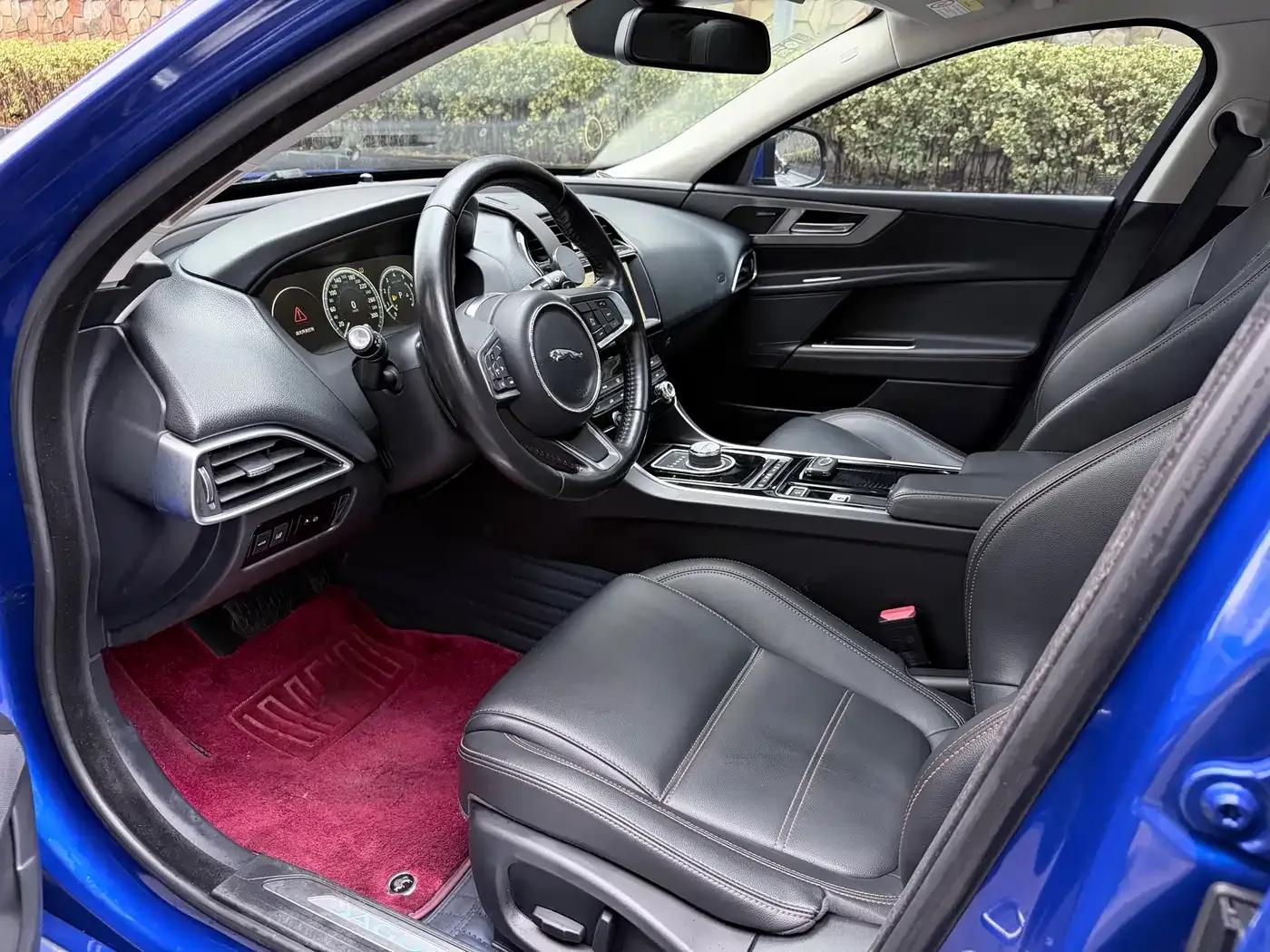 Jaguar XEL 2019 2.0T 200PS Premium Edition — миниатюра 9