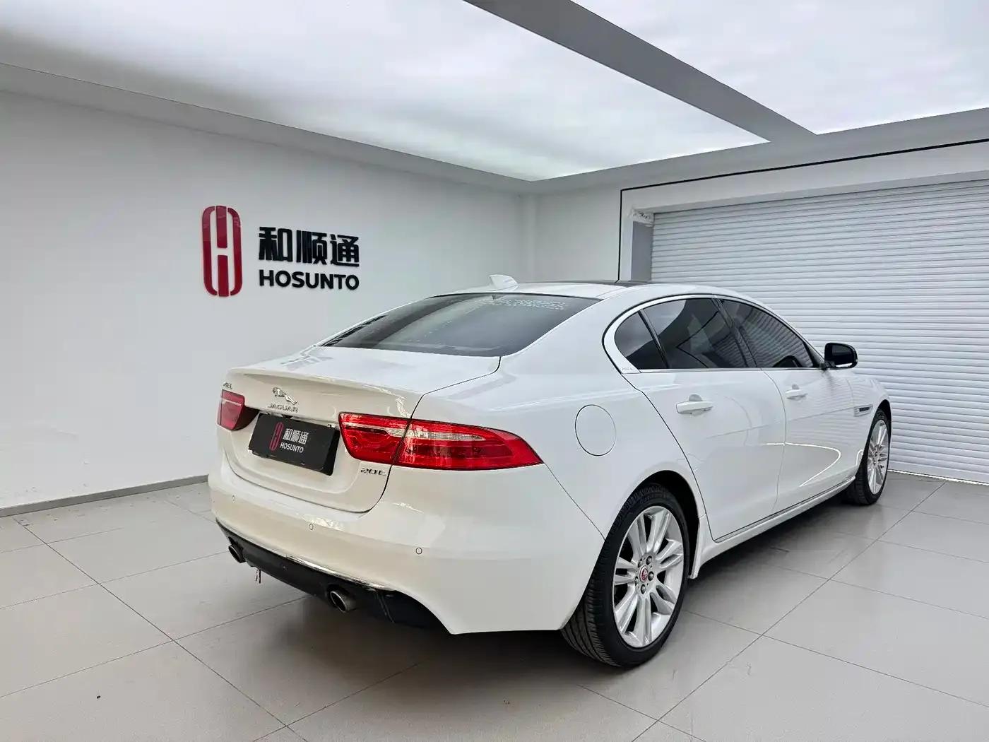 Jaguar XEL 2018 2.0T 200PS Premium Edition — миниатюра 9