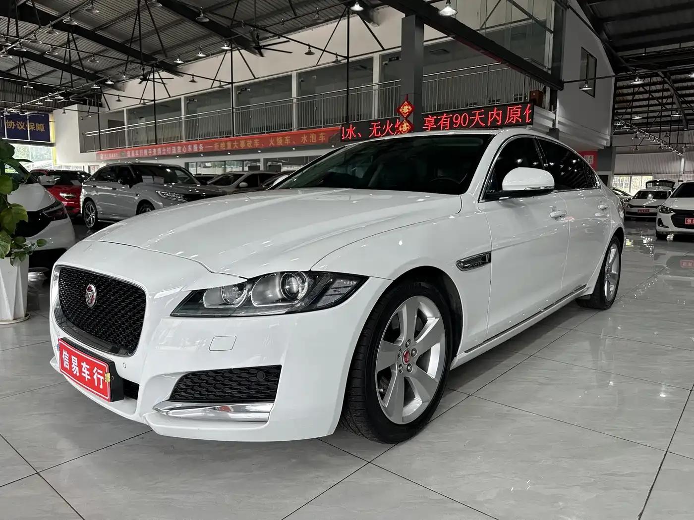 2018 Jaguar XFL 2.0T 200PS Elite Edition — миниатюра 1