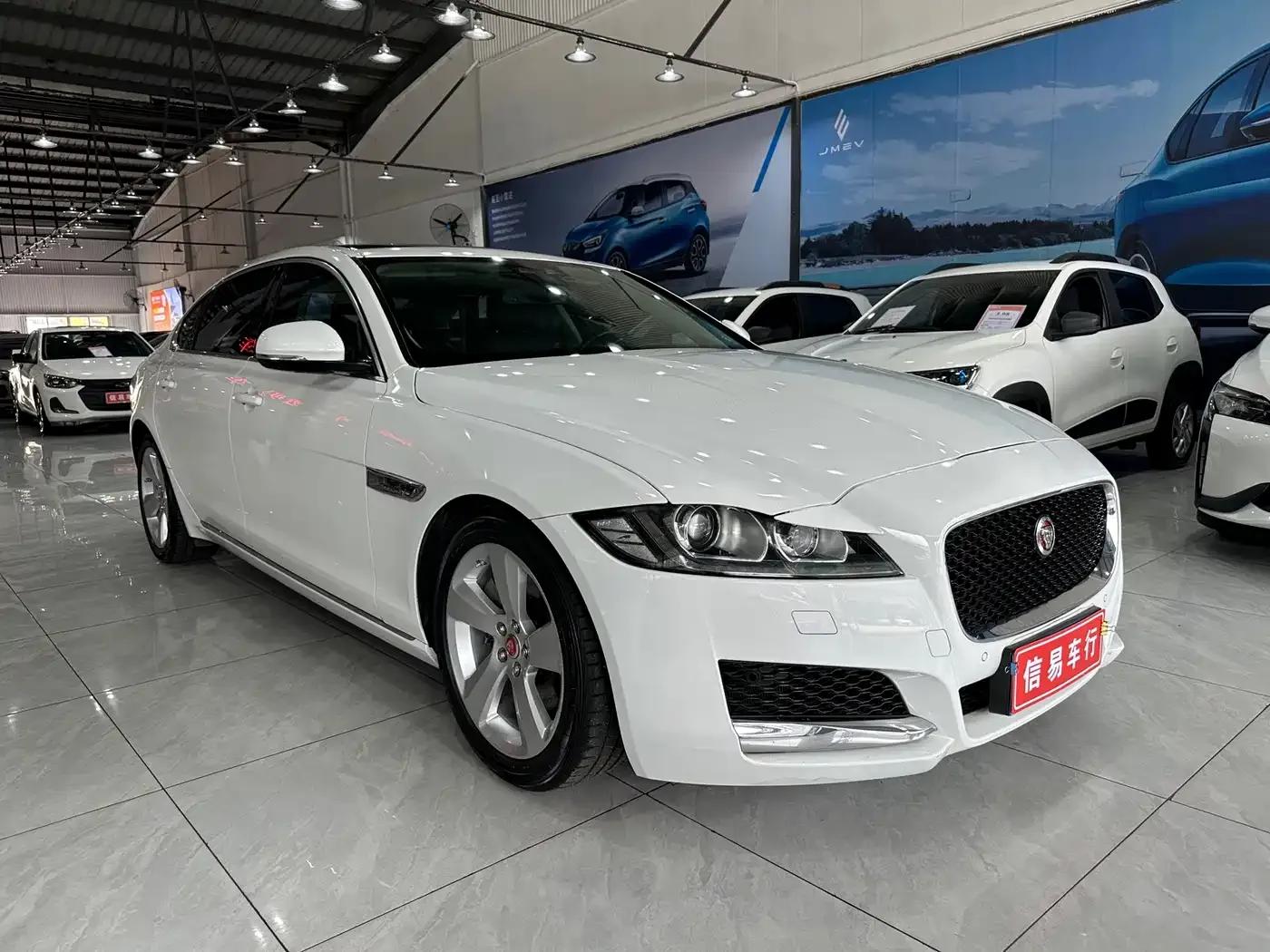2018 Jaguar XFL 2.0T 200PS Elite Edition — миниатюра 2