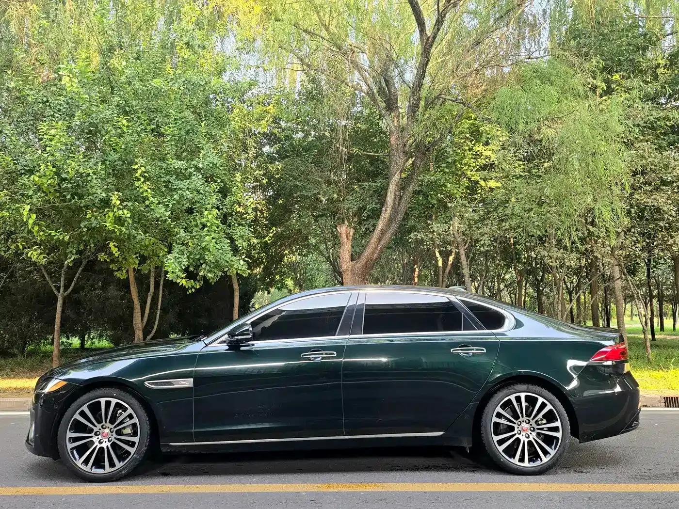 2021 Jaguar XFL 2.0T P250 2WD Luxury Edition — миниатюра 3