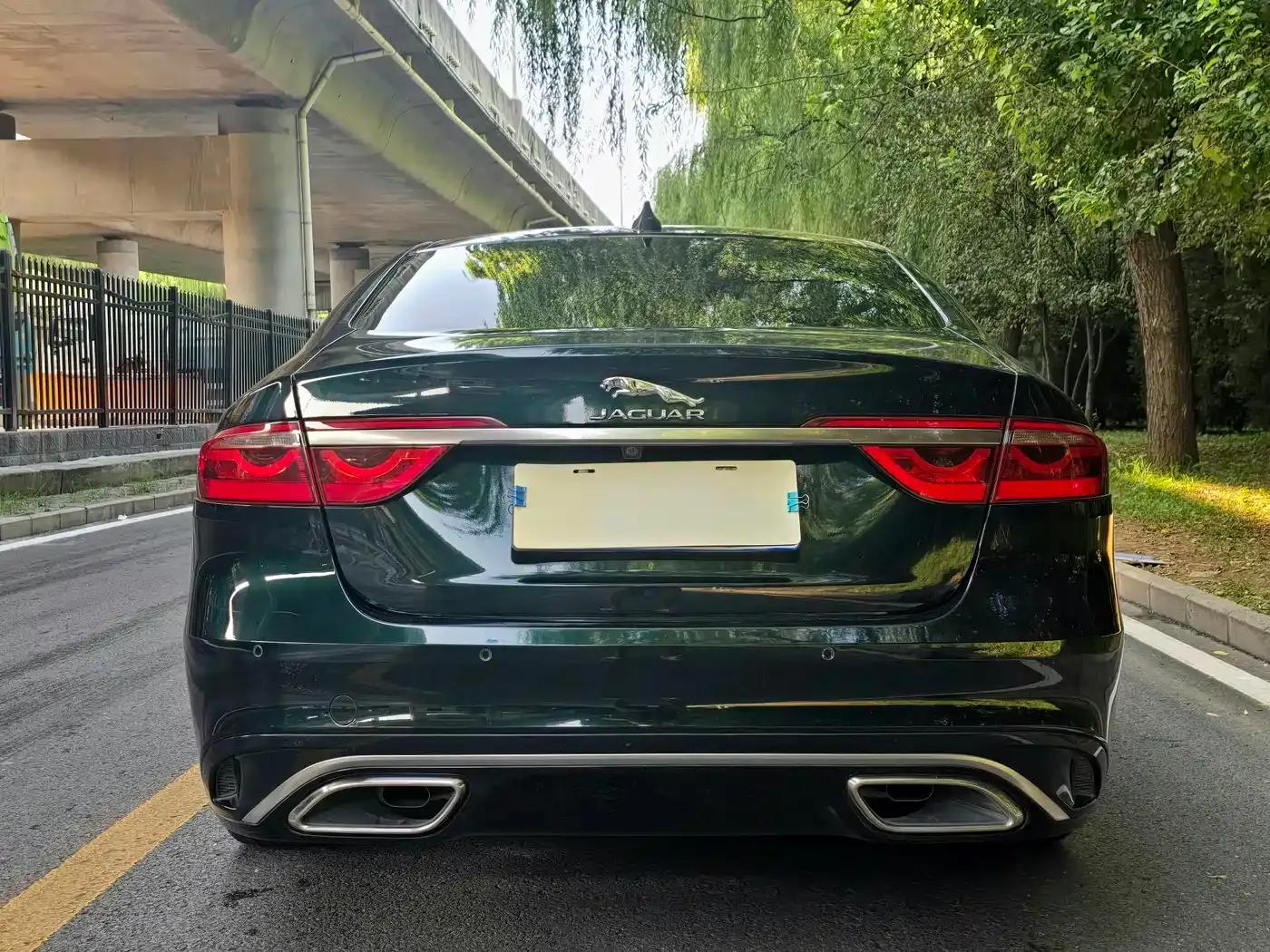 2021 Jaguar XFL 2.0T P250 2WD Luxury Edition — миниатюра 4