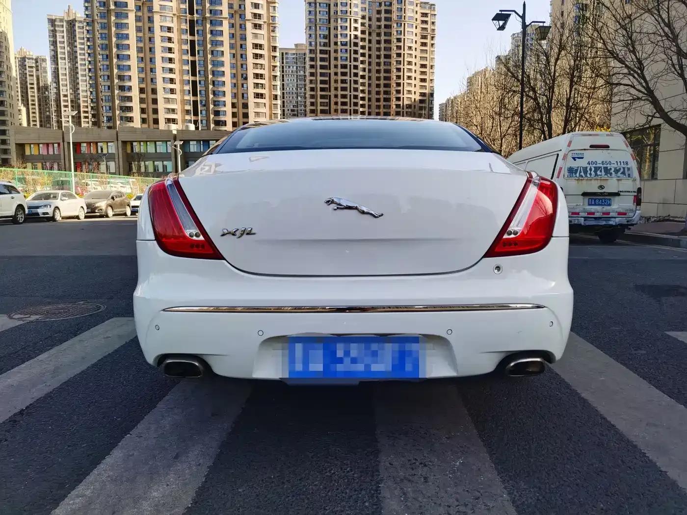 2011 Jaguar XJL 3.0 Panoramic Business Edition — миниатюра 4