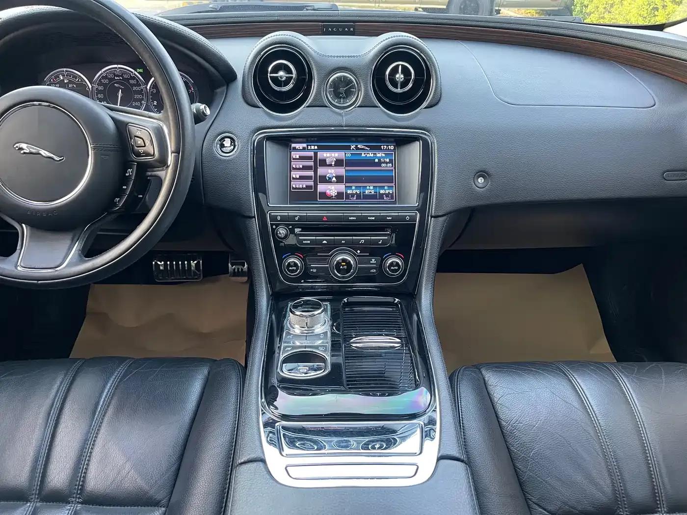 2013 Jaguar XJL 3.0 SC Cambridge Limited Edition — миниатюра 18