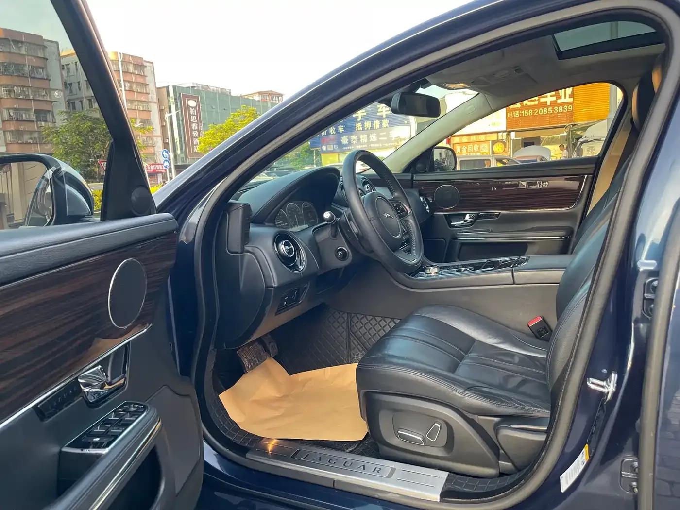 2013 Jaguar XJL 3.0 SC Cambridge Limited Edition — миниатюра 9