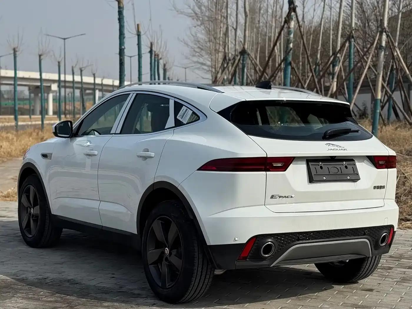2024 Jaguar E-PACE R-DYNAMIC S — миниатюра 16