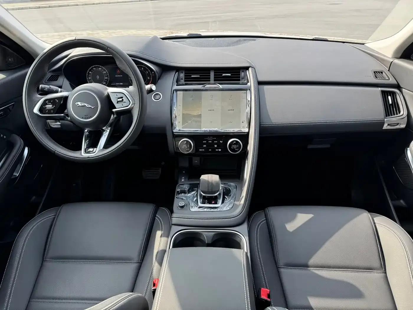 2024 Jaguar E-PACE R-DYNAMIC S — миниатюра 7