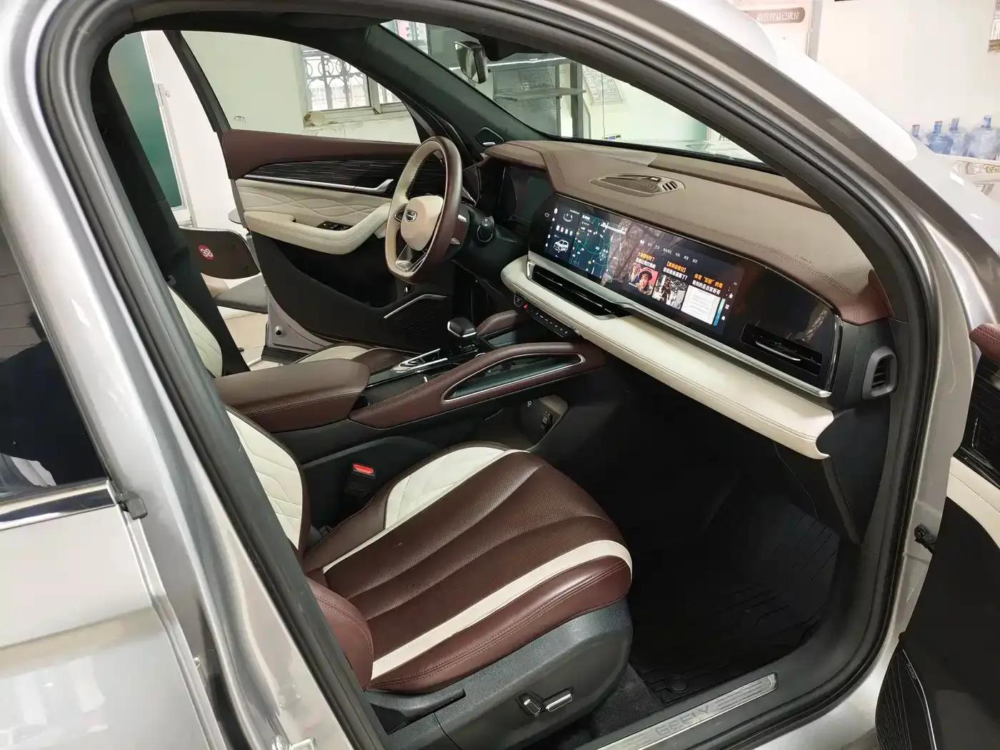 Geely Xingyue L 2021 2.0TD High-Power Automatic Four-Wheel Drive Premium Edition — миниатюра 7