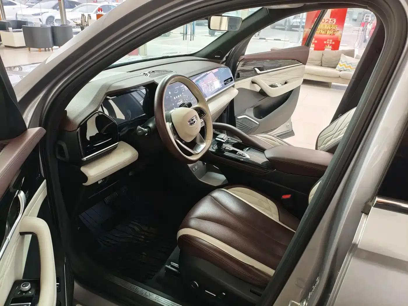 Geely Xingyue L 2021 2.0TD High-Power Automatic Four-Wheel Drive Premium Edition — миниатюра 10