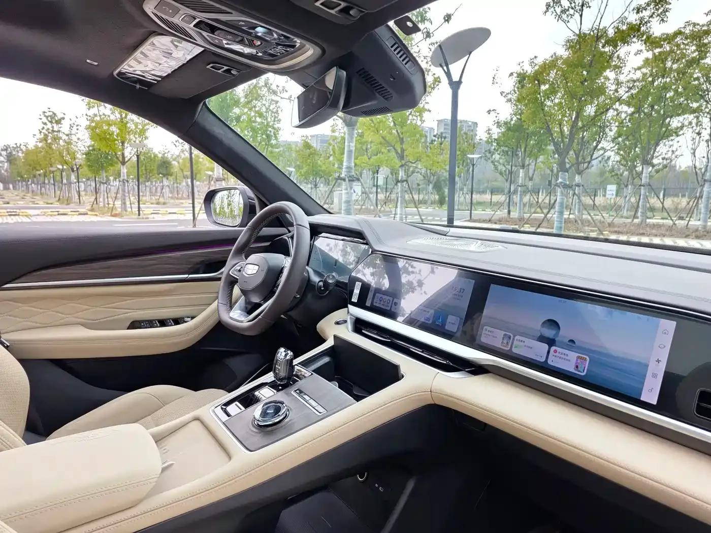 Geely Xingyue L 2025 Oriental Radiance 2.0TD Automatic Star Edition — миниатюра 17