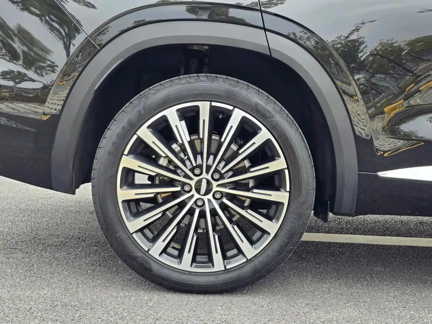 Geely Xingyue L 2025 Oriental Radiance 2.0TD Automatic Star Edition — миниатюра 21