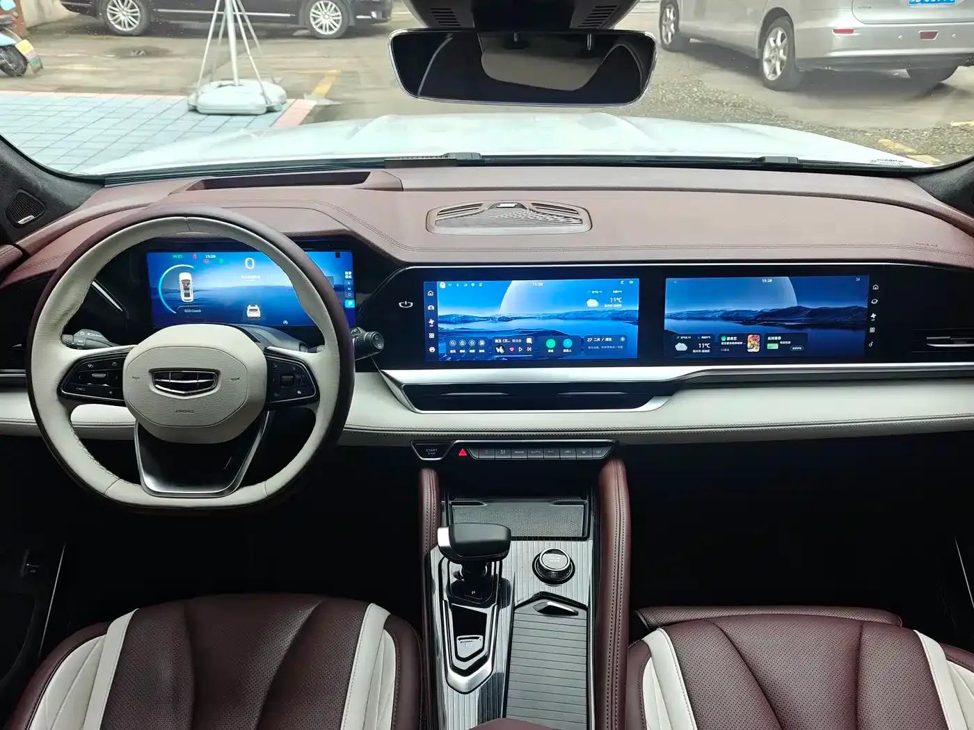 Geely Xingyue L 2021 2.0TD High-Power Automatic Four-Wheel Drive Flagship Edition — миниатюра 13