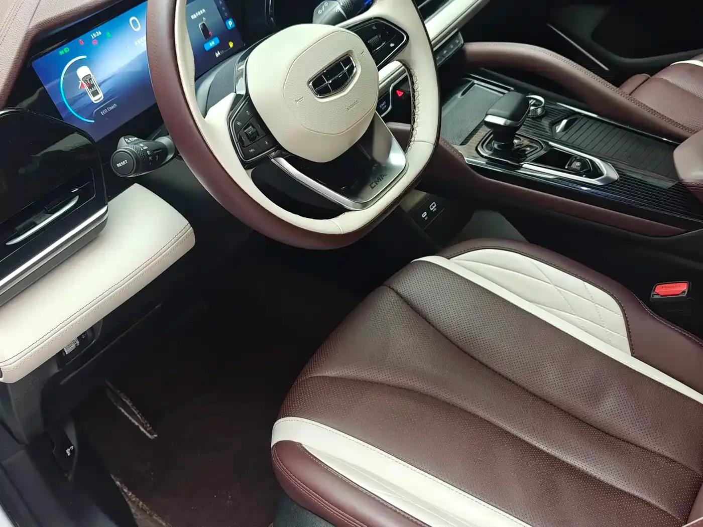 Geely Xingyue L 2021 2.0TD High-Power Automatic Four-Wheel Drive Flagship Edition — миниатюра 9