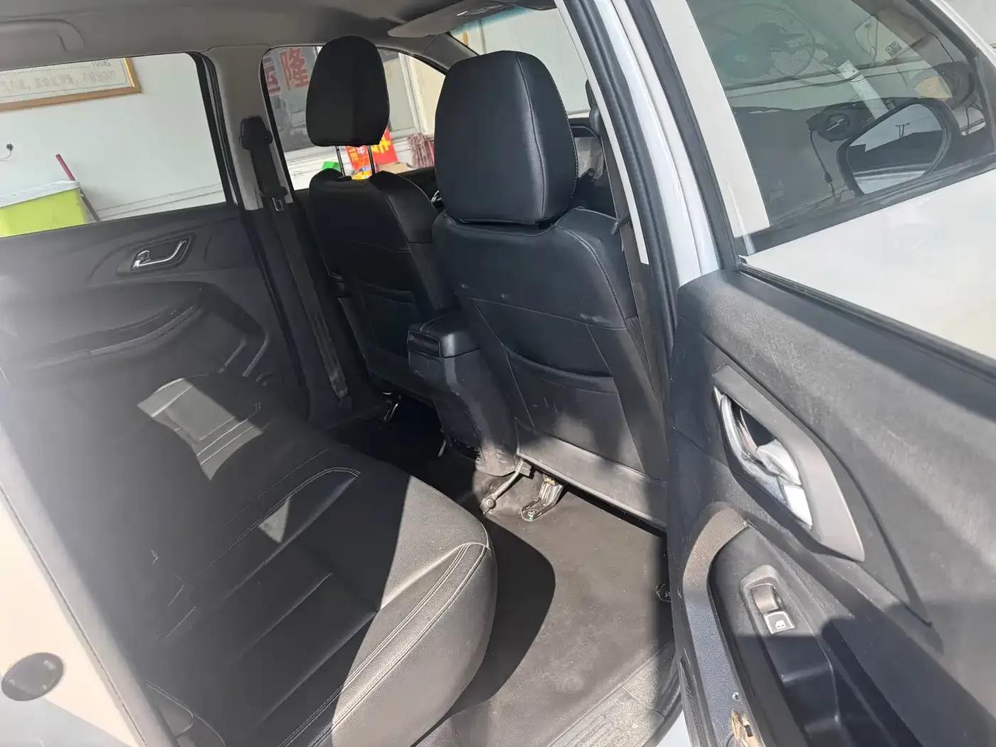 Baodian 2023 2.5T Diesel 4WD Comfort Edition Long Wheelbase JX4D25A6L — миниатюра 3