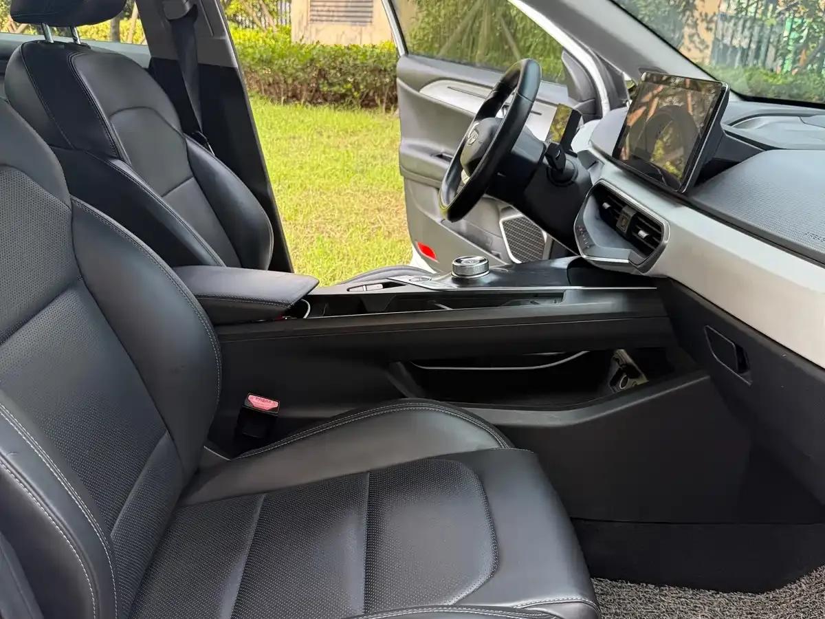 Geely Geometry A 2019 High-Dimensional Standard Range Square Edition — миниатюра 16